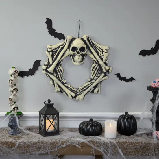 Northlight Skull Head and Bones Halloween Wreath - 18" - Unlit Black {3}