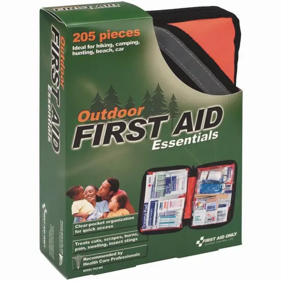 Outdoor First Aid Kit {4}