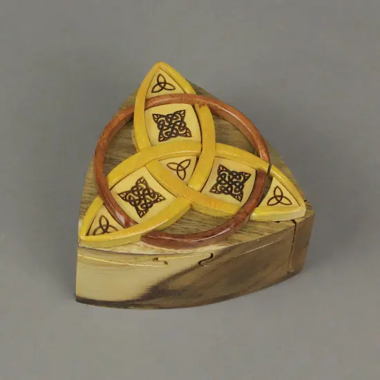 Triquetra Celtic Knots Hand Crafted Wooden Trinket/Puzzle Box {6}