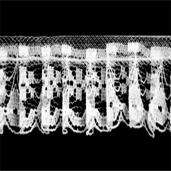 Belagio Gathered Lace Trim, 0.75" Wide, White, 40-Yard Bolt {1}