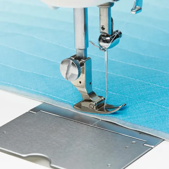 Juki TL-18QVP Haruka Heavy-Duty Mechanical Sewing and Quilting Machine {4}