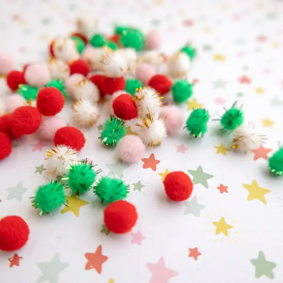 Mittens & Mistletoe Mixed Pom Poms 80/Pkg {4}