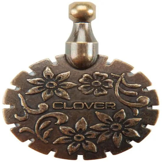 Clover Thread Cutter Pendant-Antique Gold {2}