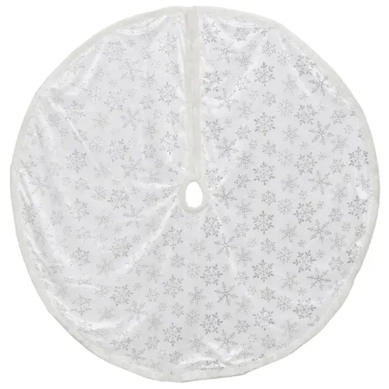Northlight 48" Silver and White Snowflakes Christmas Tree Skirt {3}