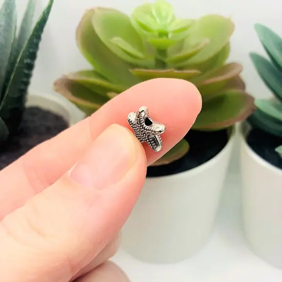 4, 20 or 50 Pieces: Antique Silver Starfish Spacer Beads, 10x10mm - Double Sided {4}