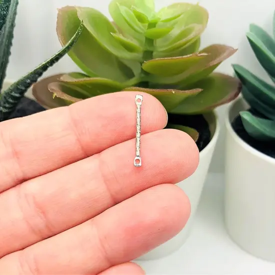 4, 20 or 50 Pieces: Silver Toned 17x2mm Decorative Bar Connectors {3}