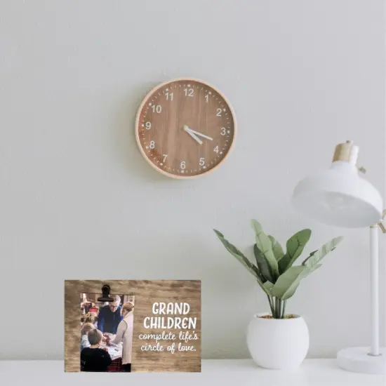 Decorative Wood Clip Frame: Grandchildren {3}