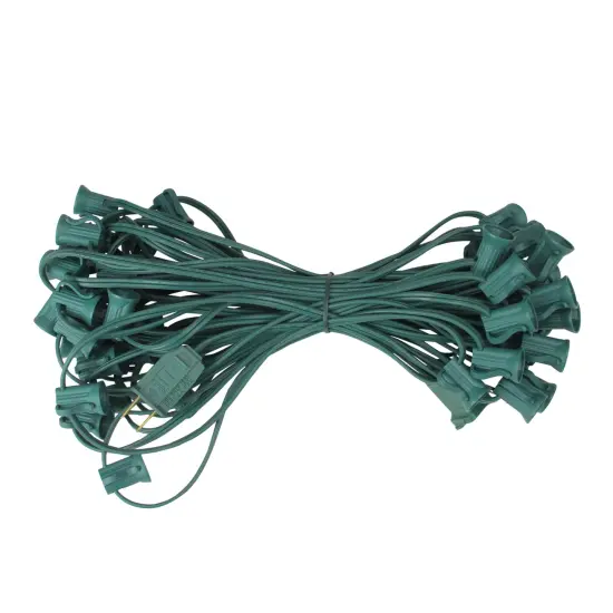 Northlight Commercial Grade C7 Christmas Light Socket Set - 50' Green Wire - 18 Gauge {1}