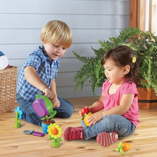 Learning Resources Grow It! Garden Set {7}