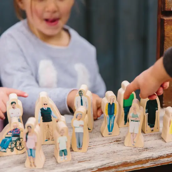 Learning Advantage Everyone's Family Wooden People - 26 Piece Set {6}