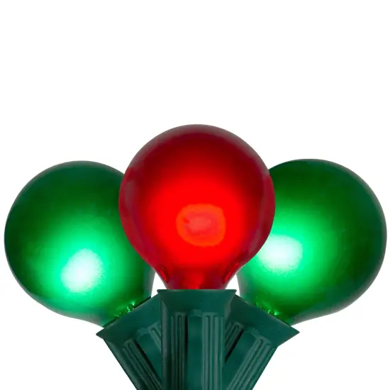 Northlight Satin G50 Globe Christmas String Lights - Green and Red - 13.75' Green Wire - 15ct {3}