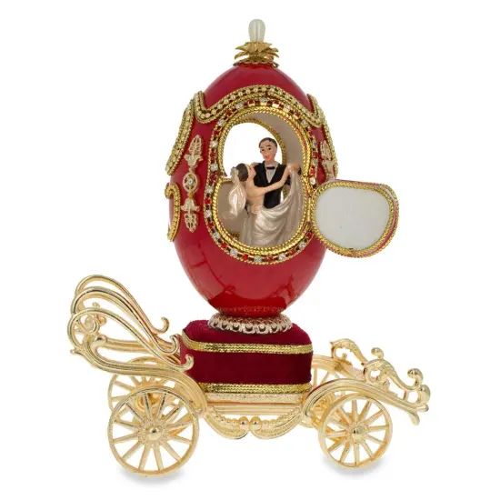 Royal Wedding Coach Musical Egg 7.1 Inches {4}