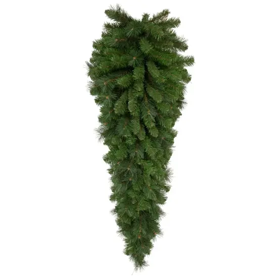 Northlight 48" Beaver Pine Artificial Christmas Teardrop Swag, Unlit Green {1}