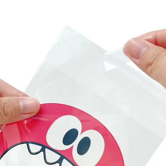 Wrapables Transparent Self-Adhesive 4" x 4" Candy and Cookie Bags, Favor Treat Bags for Parties and Wedding (200pcs) Cookie Gobbler {3}