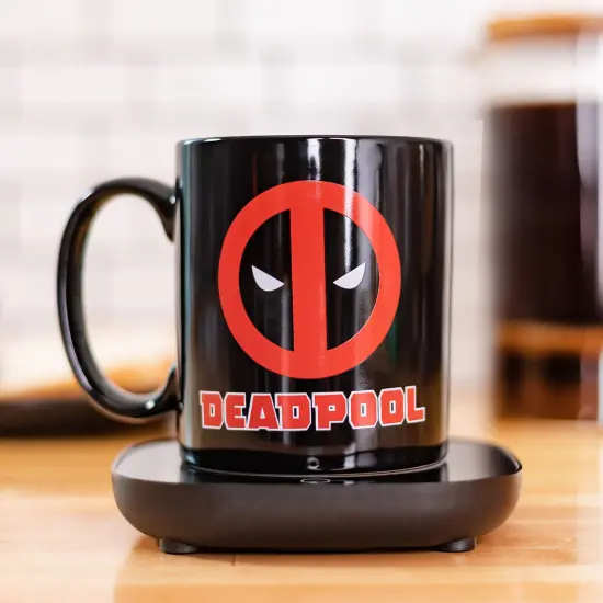 Uncanny Brands Marvel Deadpool Mug Warmer with Mug {4}