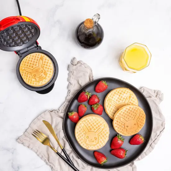 Uncanny Brands Pokemon Pikachu Mini Waffle Maker {5}