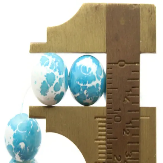 40 10mm White with Sky Blue Splatter Paint Smooth Round Glass Beads {5}