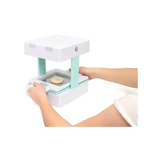 We R Memory Keepers Mold Press Vacuum Form 3D Tool Kit 8 Pieces, 661033 by American Crafts {3}