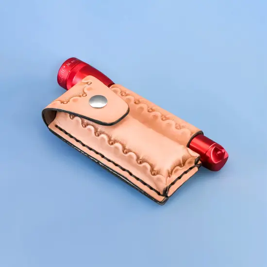 Realeather(R) Crafts Multi-Tool Case Kit {4}