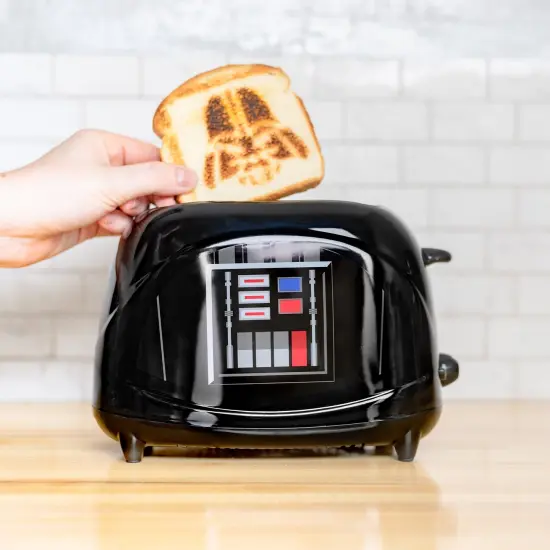 Uncanny Brands Star Wars Darth Vader Two-Slice Empire Toaster {2}