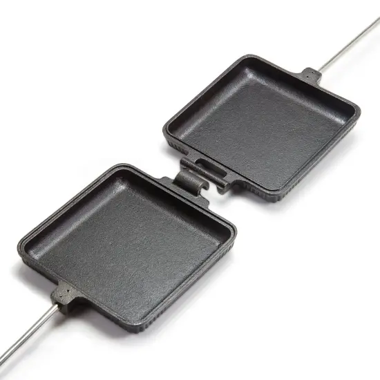 Petromax Sandwich Pie Iron, Hinged Cast Iron for Campfire Cooking, Wooden Handles {4}