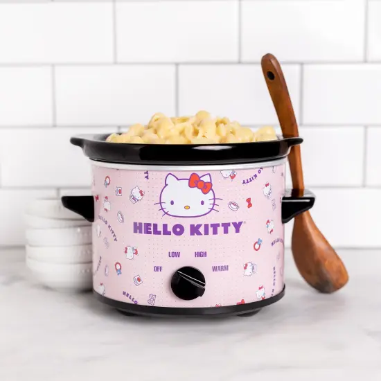 Uncanny Brands Hello Kitty 2 QT Slow Cooker {5}