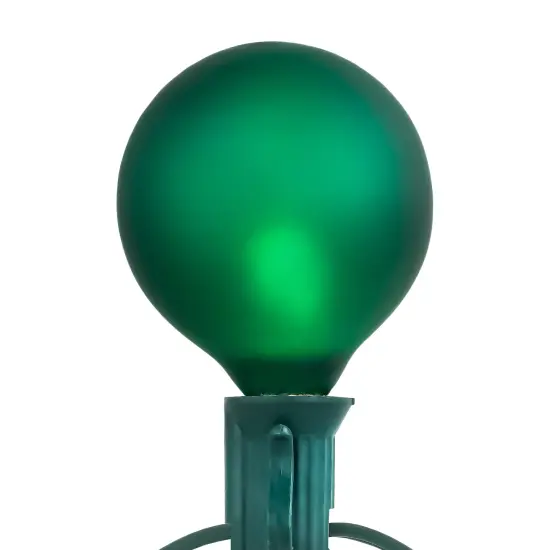 Northlight Frosted G50 Globe Indoor Outdoor Patio Light Set - 9' Green Wire - 10ct {6}
