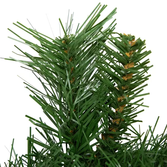 Northlight Dakota Red Pine Artificial Christmas Wreath with Pine Cones - 24" - Unlit Green {6}