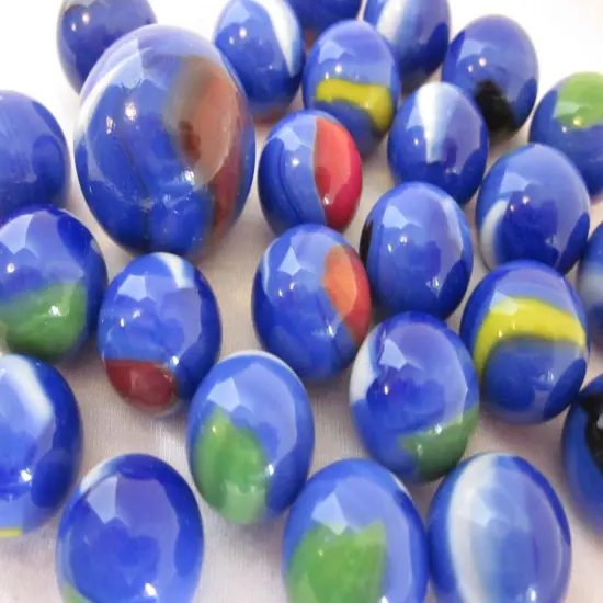 25 Glass Marbles BLUE DOLPHIN White/Green/Red Shooter Patch game marble lot {4}