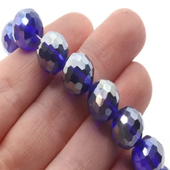 25 12mm Faceted Round Blue Glass Beads {2}