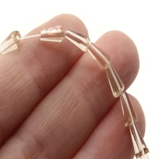 64 8mm Peach Pink Cone Glass Triangle Beads {3}