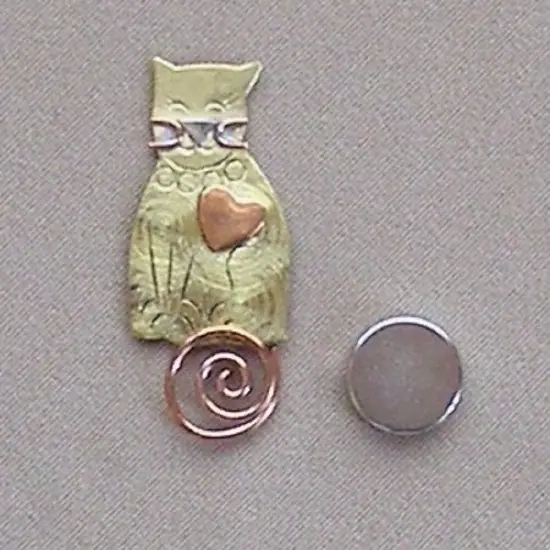 Puffin & Company Needle Nanny/Brooch - Kitty Multicolor {1}