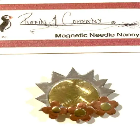 Puffin & Company Needle Nanny / Brooch - Sunny Morning Multicolor {1}