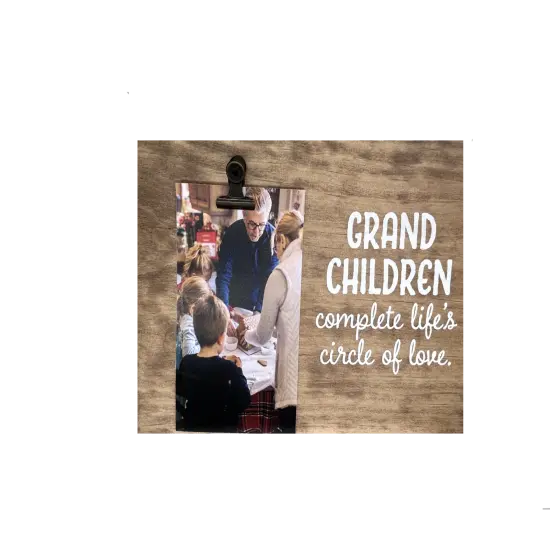 Decorative Wood Clip Frame: Grandchildren {1}