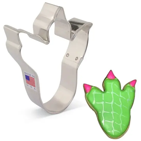 Ann Clark Dinosaur Footprint Cookie Cutter {1}