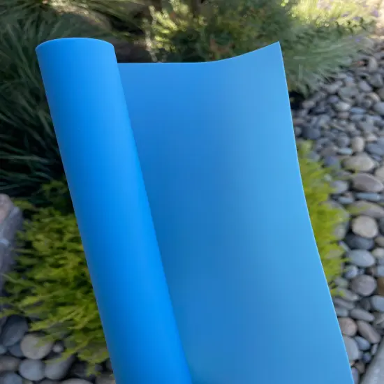 Blue Frosted Jelly Vinyl 18&rdquo; {1}