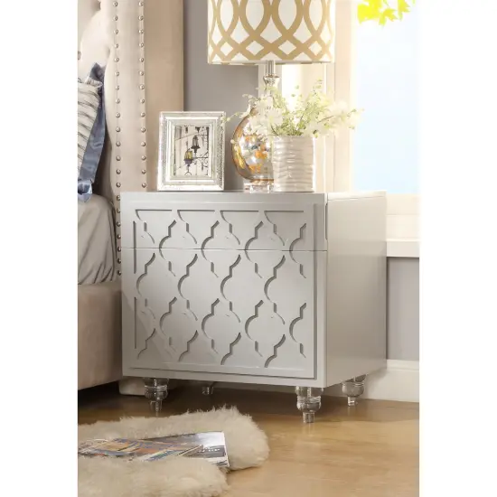 Keira Modern Trellis Lacquered Lucite Leg Side/Accent Table/ Nightstand White {7}