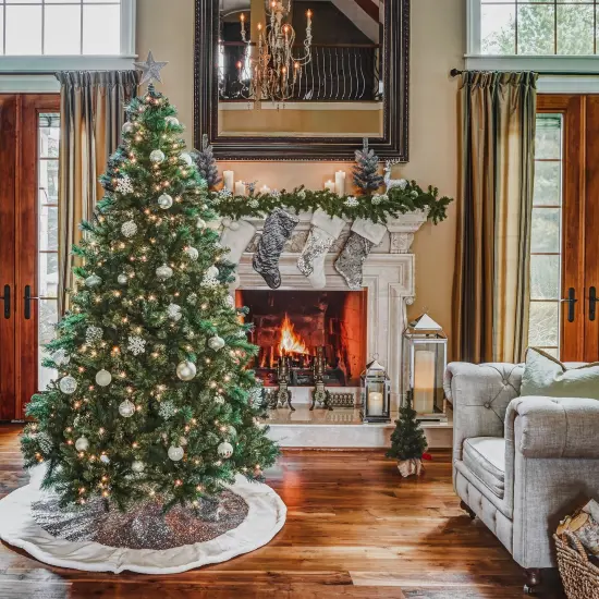 Reflective Silver Sequin Tree Skirt - 60" {3}