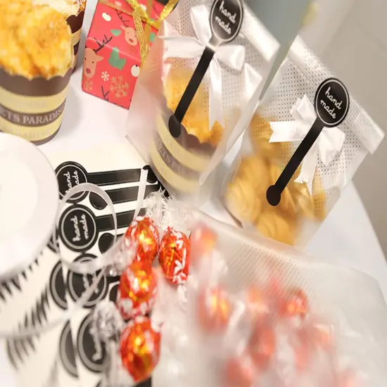 100 Pieces /Pack Translucent Plastic Bags for Cookie,Cake,Chocolate,Candy,Snack Wrapping Good for Bakery Party with Stickers {3}
