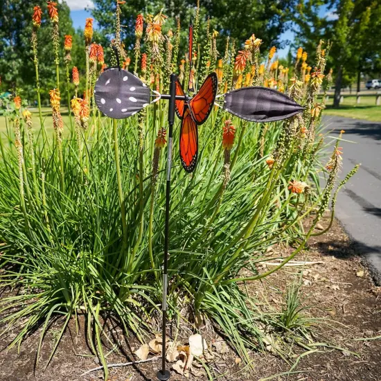 Pivoting Monarch Butterfly Spinner {2}