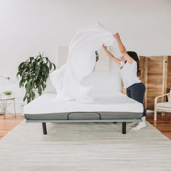 Omne Sleep 4-Piece White Brushed Microfiber Short Queen Hypoallergenic Sheet Set {3}