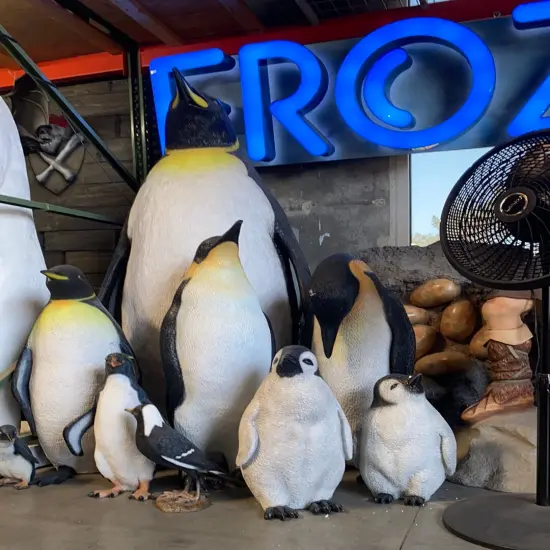 Young Penguin Statue {6}