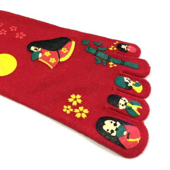 Wrapables Japanese Girl Cartoon Socks Five Toe Socks (Set of 3) {6}