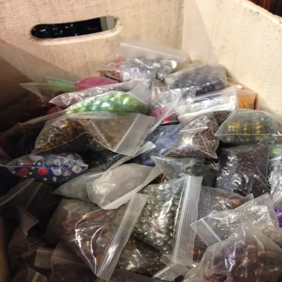 Bulk Mix of Plastic Beads - RANDOM Mystery Lot (1/2 LB) (B704-Plastic) {2}