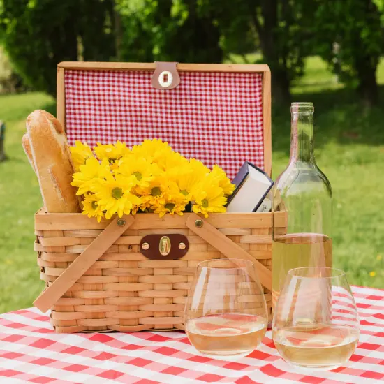 Gingham Lined Woodchip Picnic Basket With Lid and Movable Handles {2}