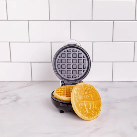 Uncanny Brands Star Wars Mini Death Star Waffle Maker {3}