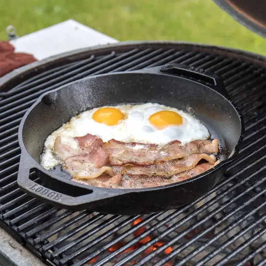 Lodge Round Cast Iron Pan Seasoned for Use on Grill or in Oven USA Made 10.25 in {3}