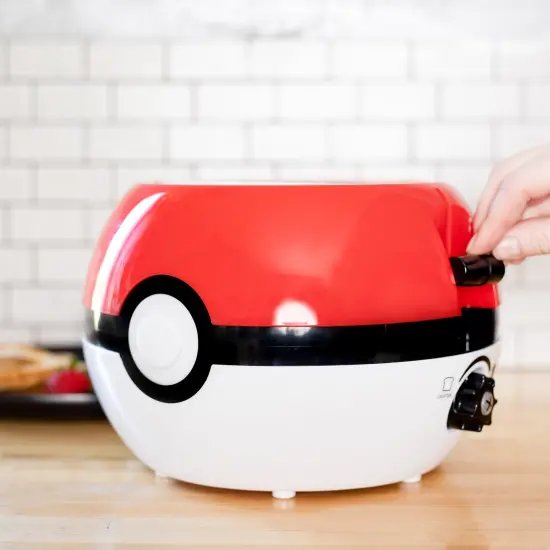 Uncanny Brands Pokemon Pokeball Halo Toaster {5}