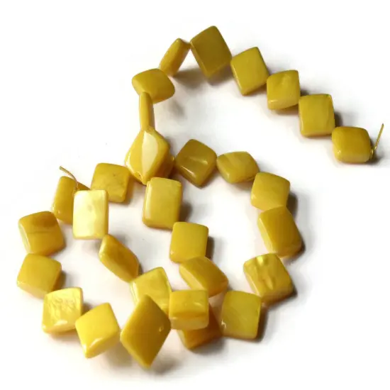 13mm Yellow Mother Of Pearl Diamond Dyed Seashell Beads {5}