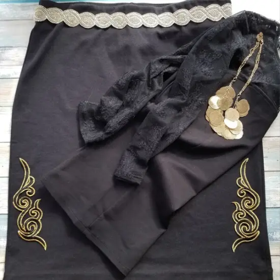 Nico 1 1/4" Iron On Trim Black/ Gold {6}